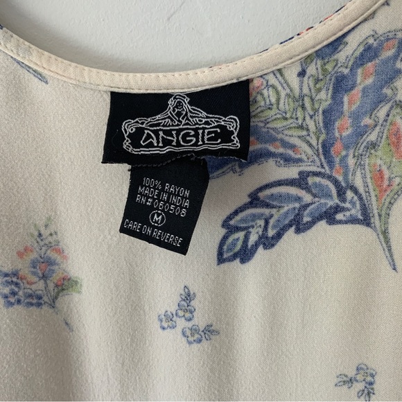 Angie EUC Women’s Kimono Size Medium Overlay Floral Flowers Cream Blue - Picture 6 of 8